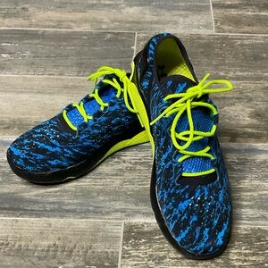 Men’s under armor sneakers